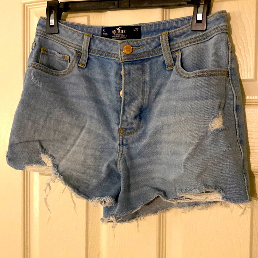 Hollister-Women’s 3” High-Rise Mom Short